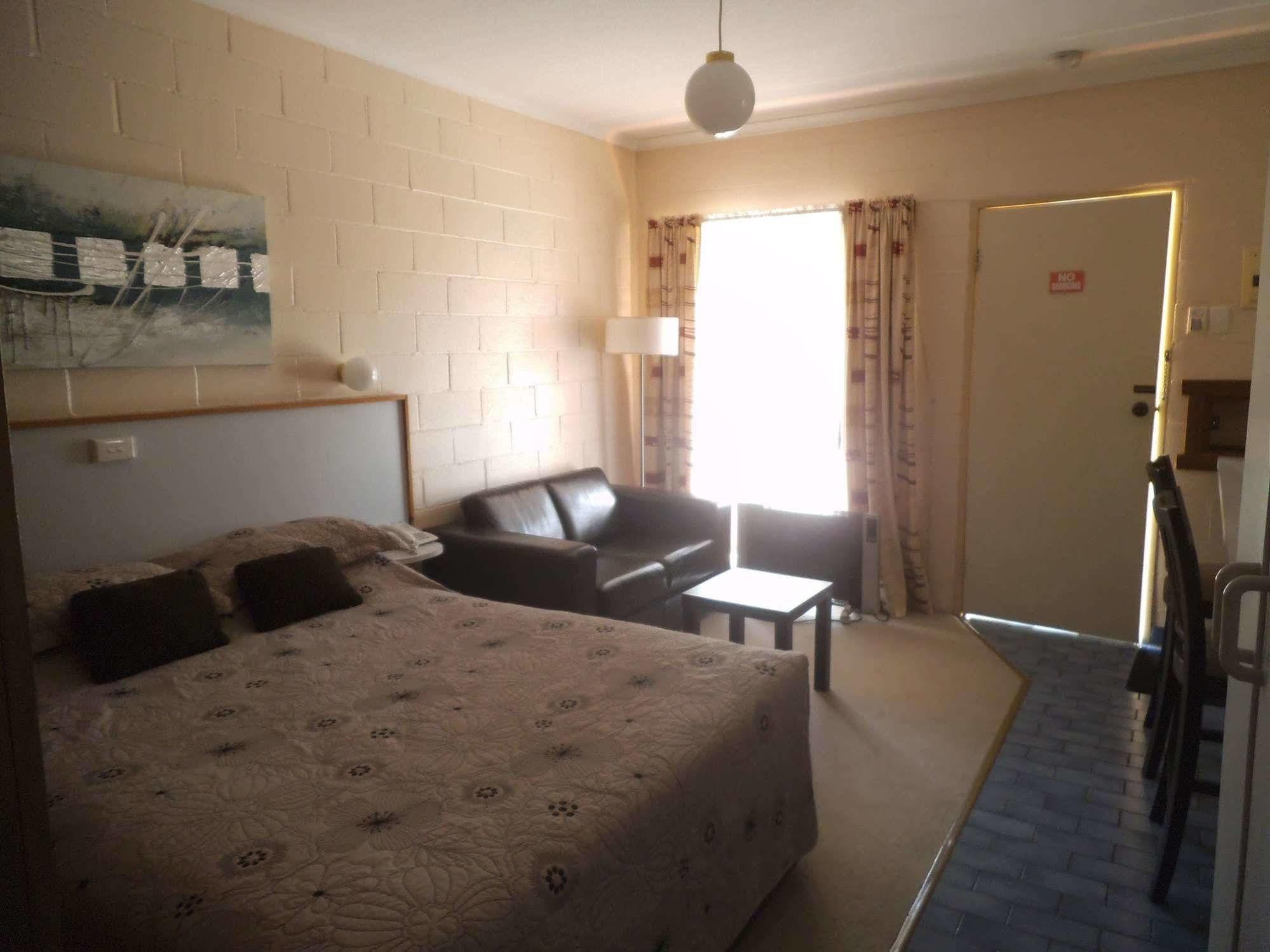 Yarragon Motel Εξωτερικό φωτογραφία